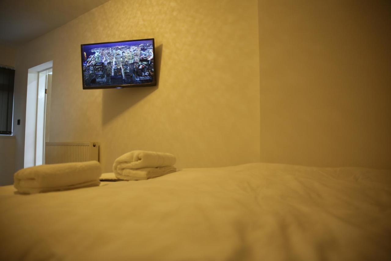 Rostron House Hotel แมนเชสเตอร์ ภายนอก รูปภาพ