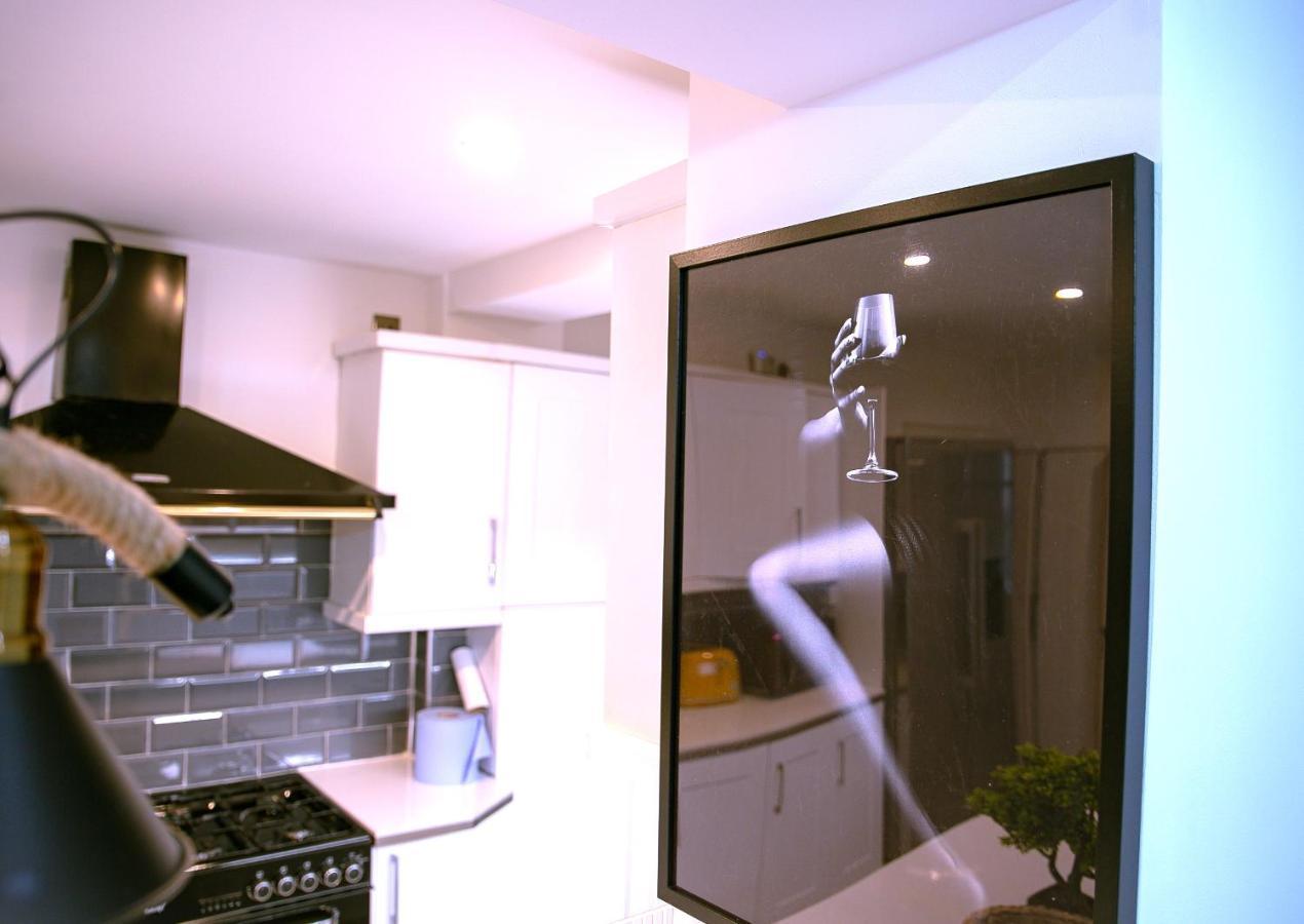 Rostron House Hotel แมนเชสเตอร์ ภายนอก รูปภาพ